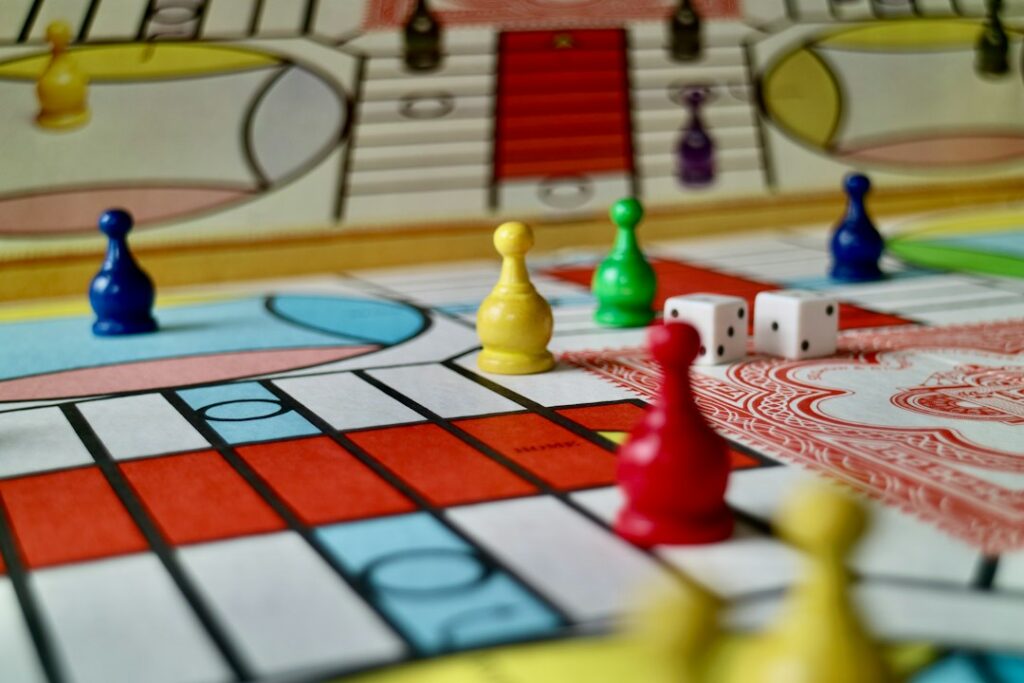 Joc de table – imagine ilustrativă pentru ALBA MALL OPEN 2026