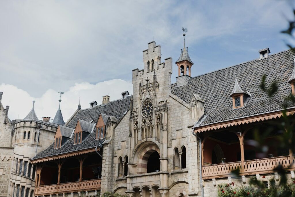 Clădire istorică – imagine ilustrativă pentru conferințe de patrimoniu medieval